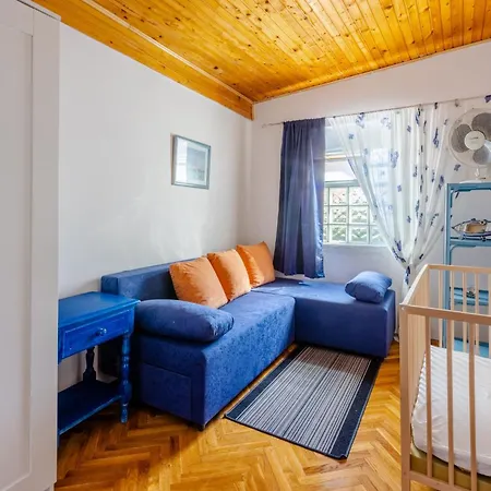 Nyaraló Kuca Kala C *